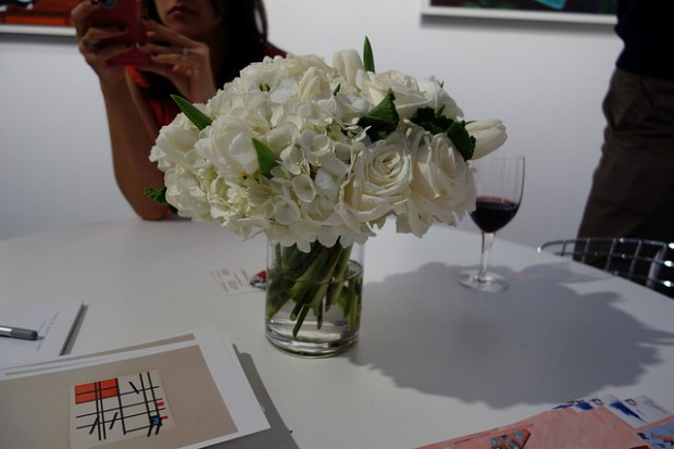 A tasteful arrangement of white flowers at Tibor de Nagy