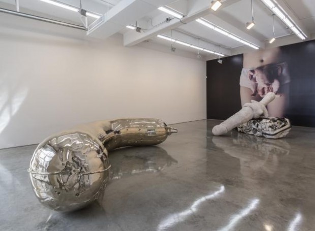 Installation view of NUD NOB. Image courtesy of Gladstone Gallery.