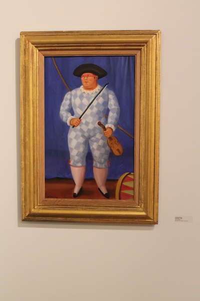People sure love Botero's cute little roly polies like "Arlecchino", 2009. You can't turn a corner in this fair without running into one of these puppies, staring off into the distance, with their beady little eyes. 