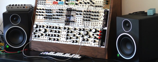 Image for the Women's Synth Workshop, courtesy of the Kitchen