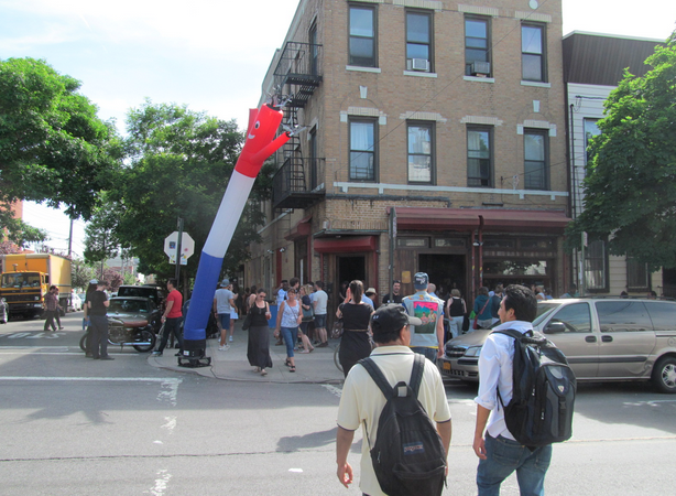 Corinna: Bushwick gets its own Wacky Waving Inflatable Arm Flailing Tube Man. Pearl's Bar on St. Nicholas was pretty busy this weekend, and we assume the inflatable guy might have helped out. 