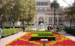 Post image for USC MFA Class of 2015 Delivers Petition to USC Leadership