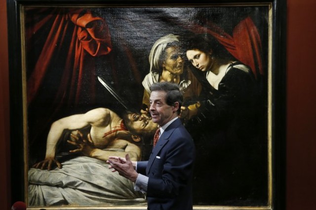 Eric Turquin in front of "Judith Bheading Holofernes"