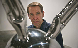 Post image for Jeff Koons Lays Off Workers Amidst Reports of Unionization