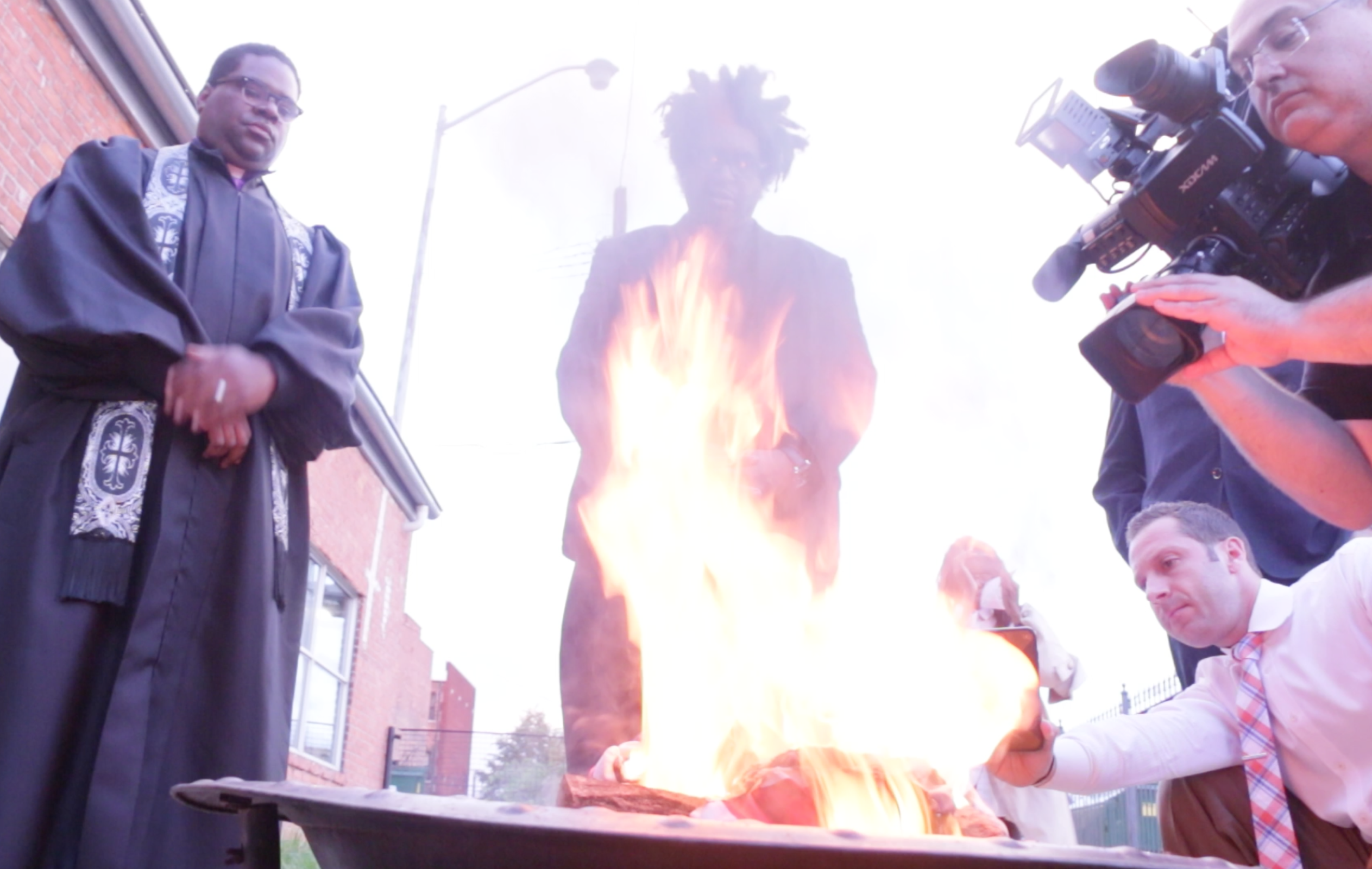 A New Memorial Day Tradition: Burn a Confederate Flag With Artist John Sims